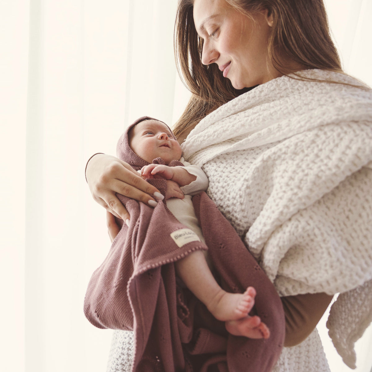 Pointelle Organic Cotton Baby Blanket & Hat Gift Set