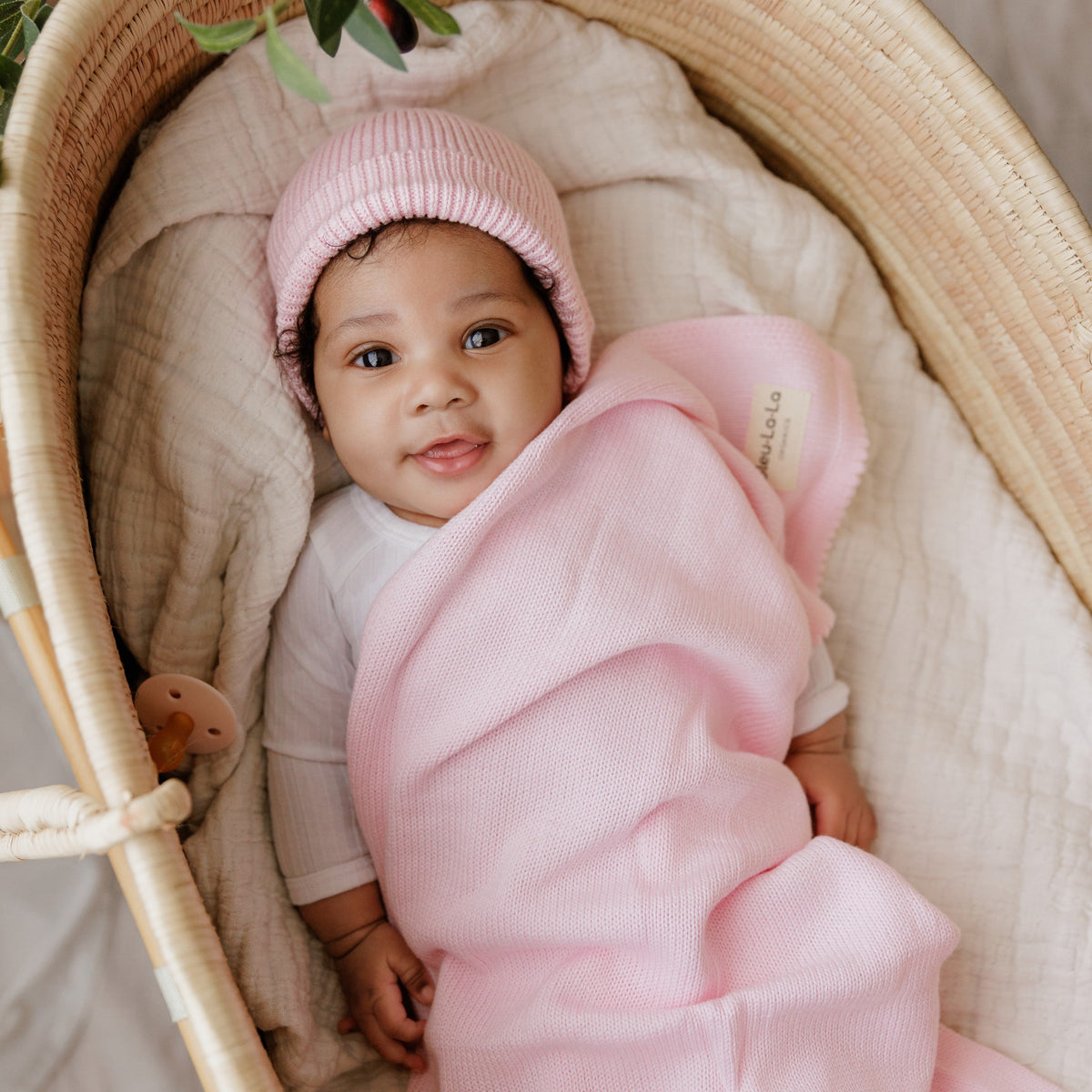 Luxe Organic Cotton Baby Blanket & Hat Gift Set