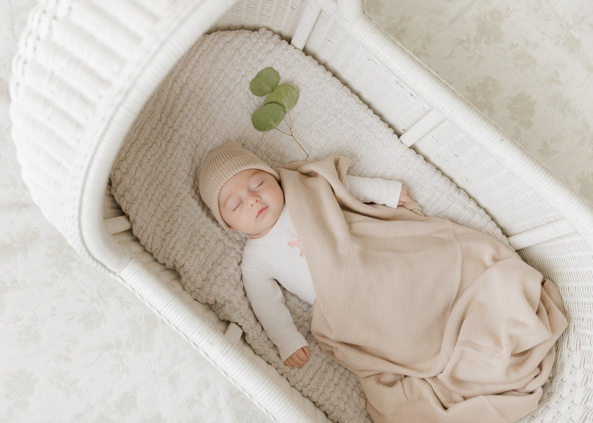 Luxe Organic Cotton Baby Blanket & Hat Gift Set