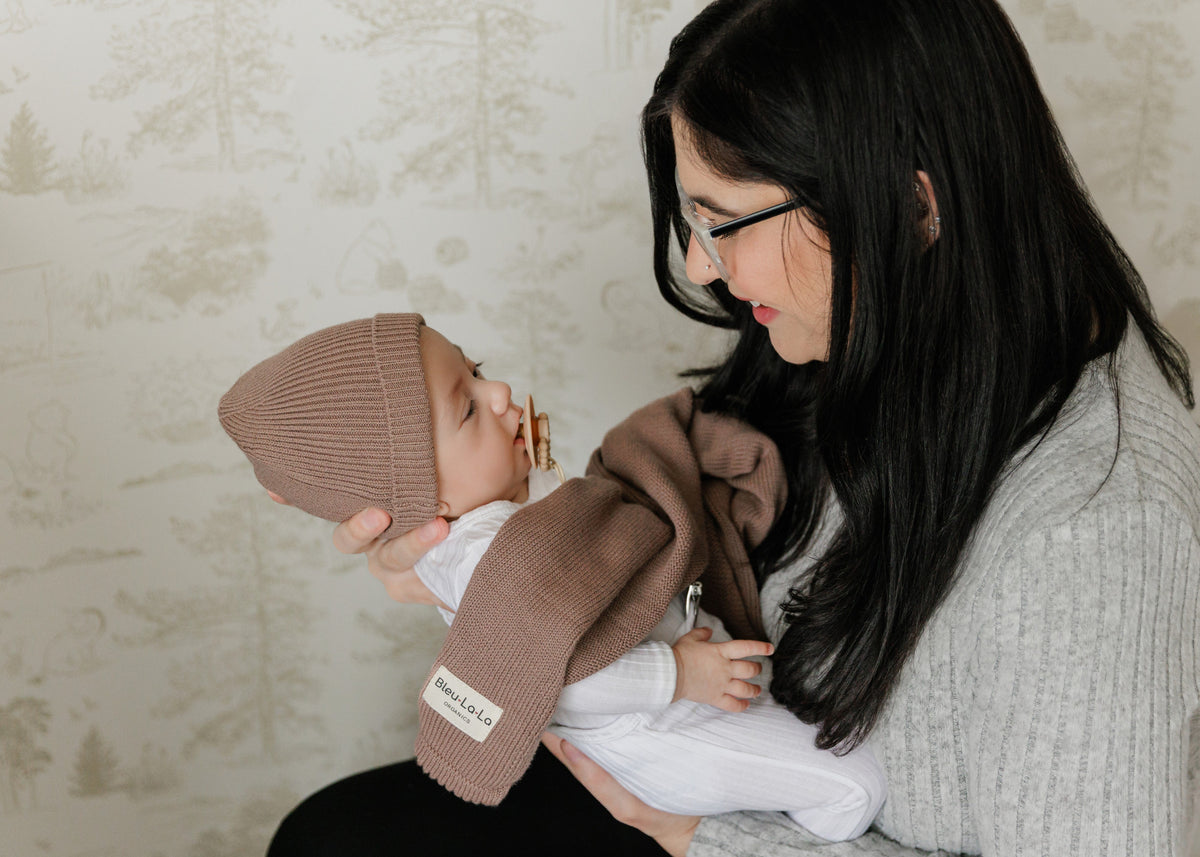 Luxe Organic Cotton Baby Blanket & Hat Gift Set
