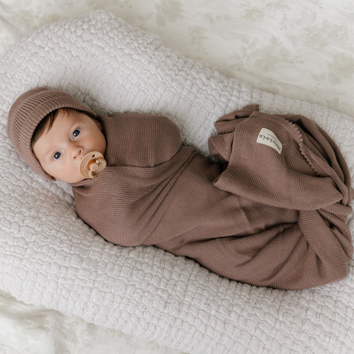 Luxe Organic Cotton Baby Blanket & Hat Gift Set