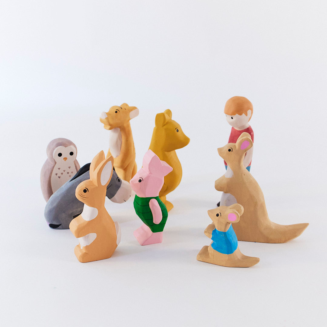 100 Aker Woods & Complete Wooden Friends Set