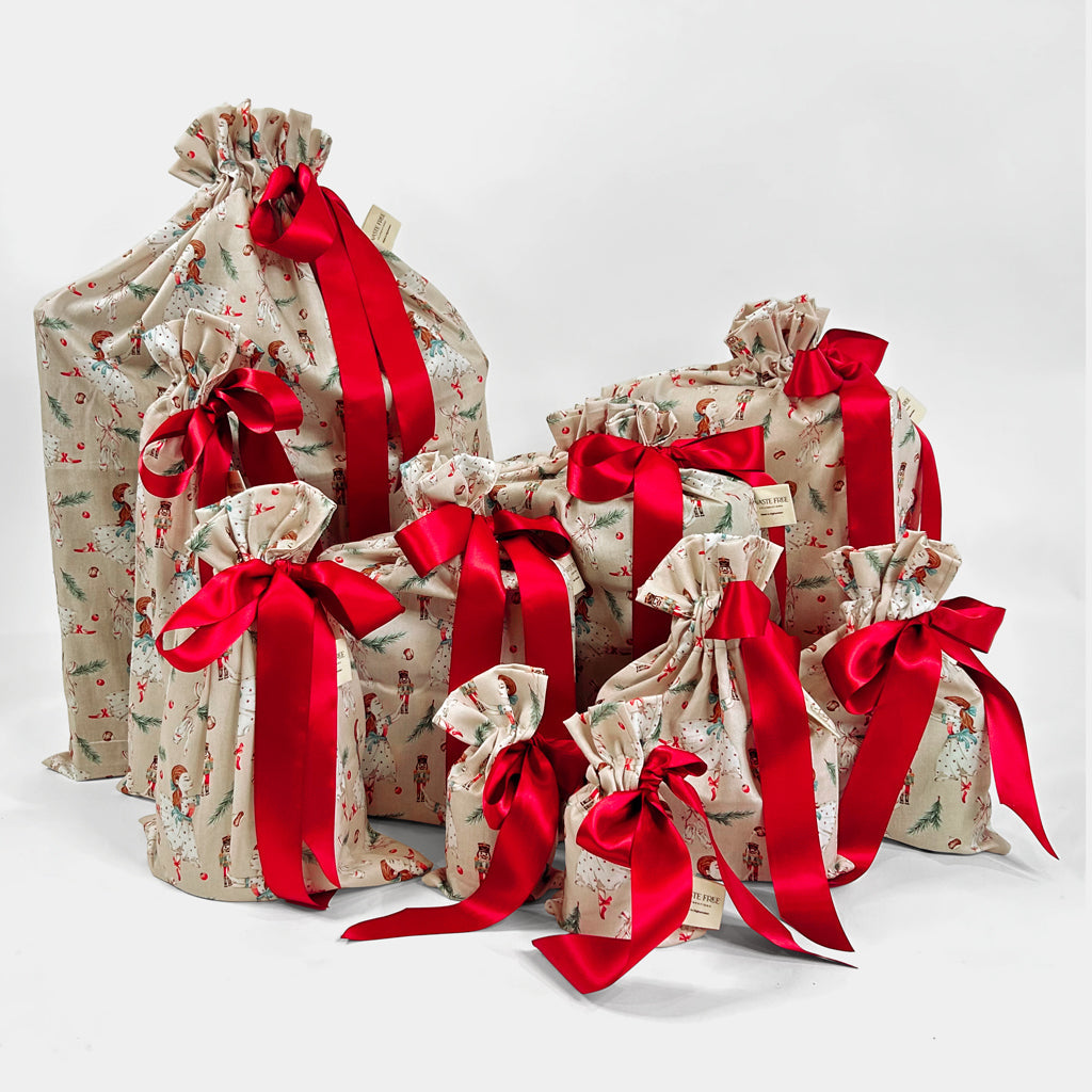 Nutcracker Clara Tanzt - SYO Reusable Gift Bag Set