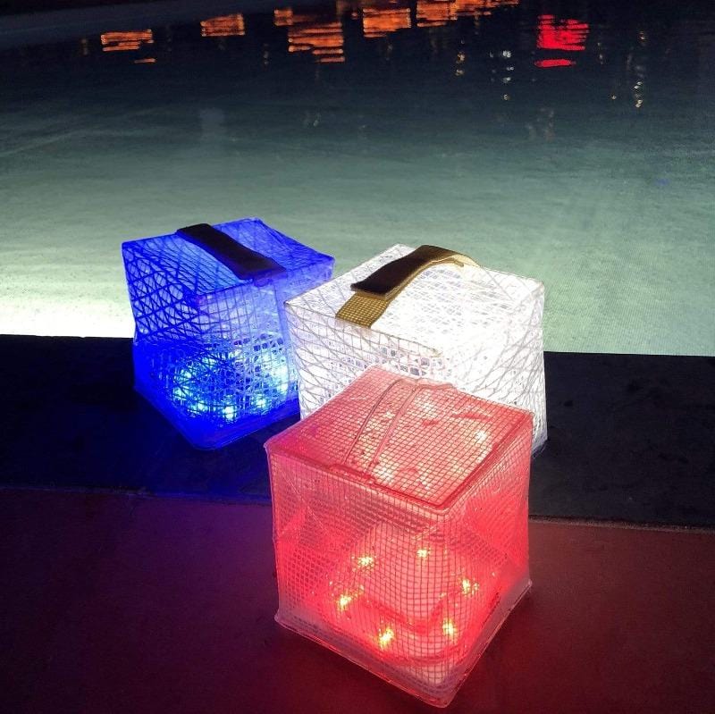 Collapsable Solar-Powered Lantern SolarPuff™ in Warm White