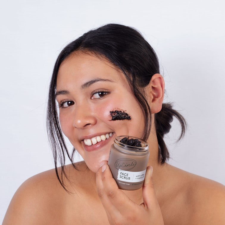 Natural Face Scrub – Citrus Blend for Dry Skin