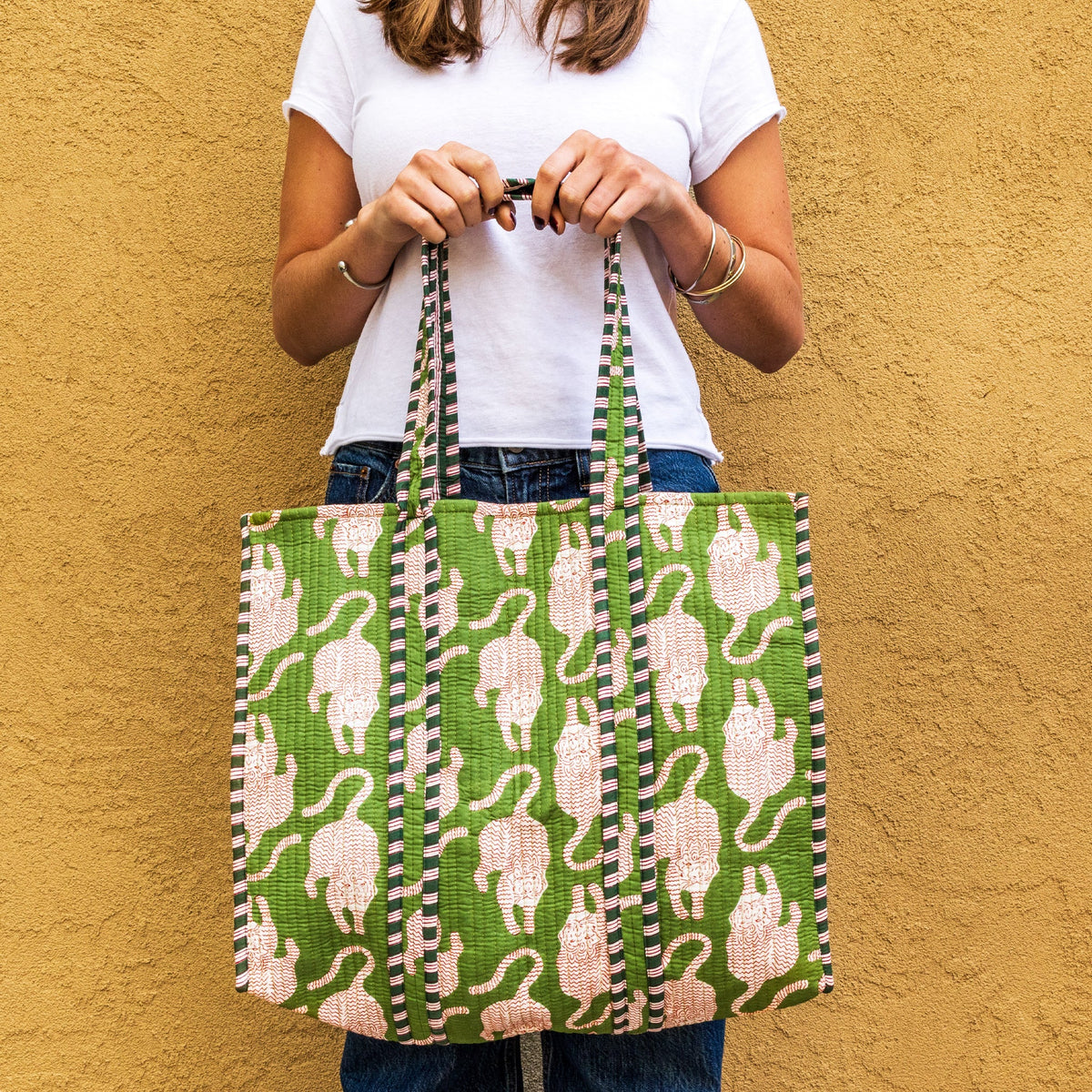 Quilted Cat-Print Canvas Tote Bag