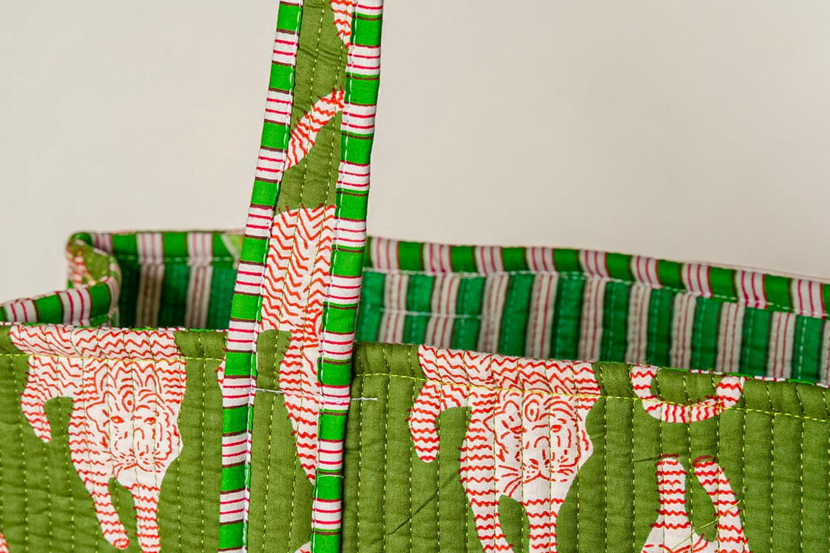 Quilted Cat-Print Canvas Tote Bag