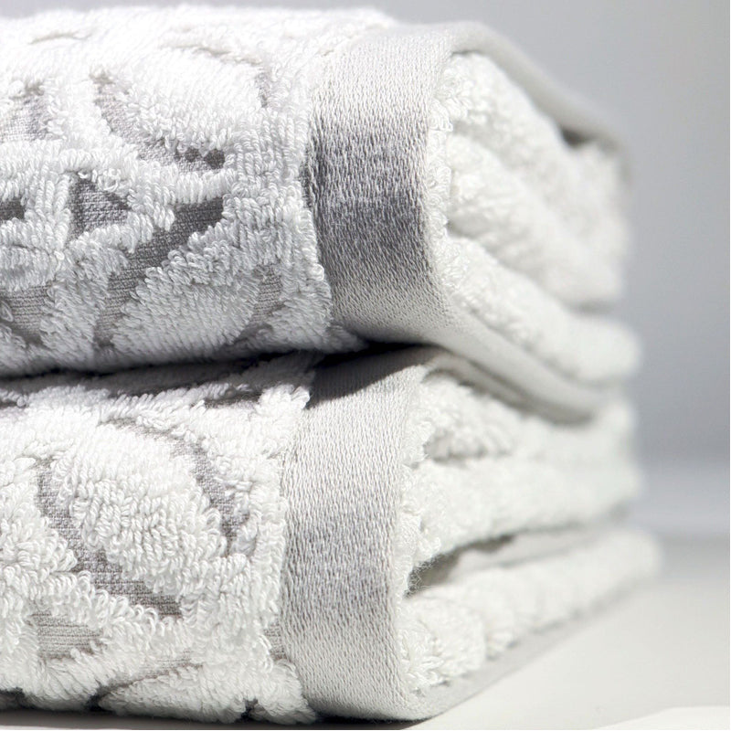 Prague Organic Cotton Jacquard Bath Towels