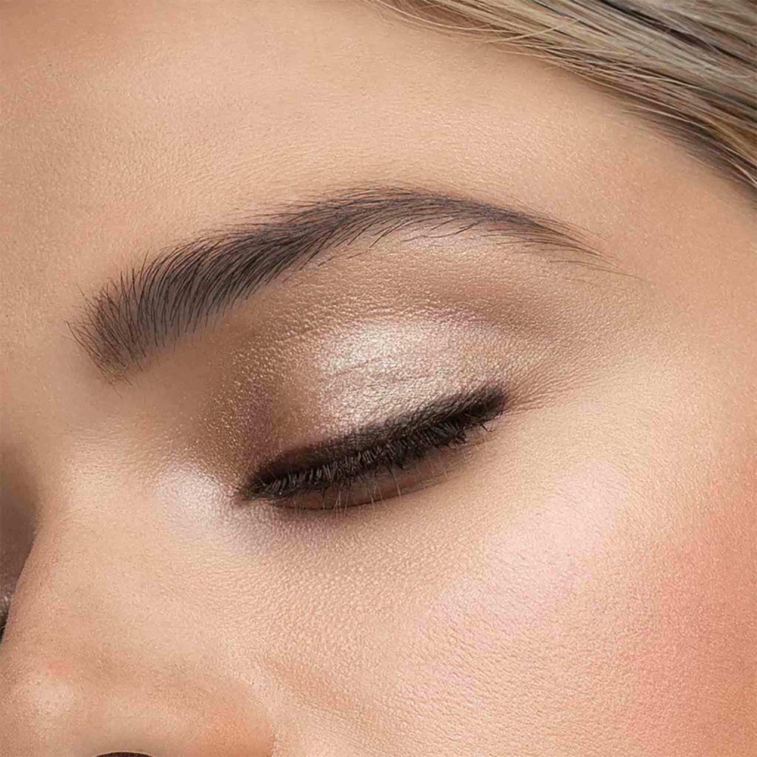 TRESTIQUE Shadows Refills