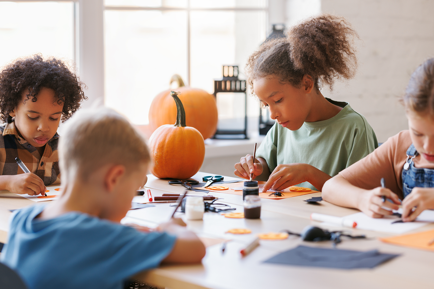 25 Zero Waste Halloween Crafts For Kids To Kick-Off Spooky Season