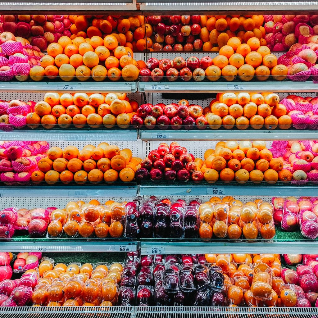 Sustainability Stories: Reducing Plastic at the Grocery Store