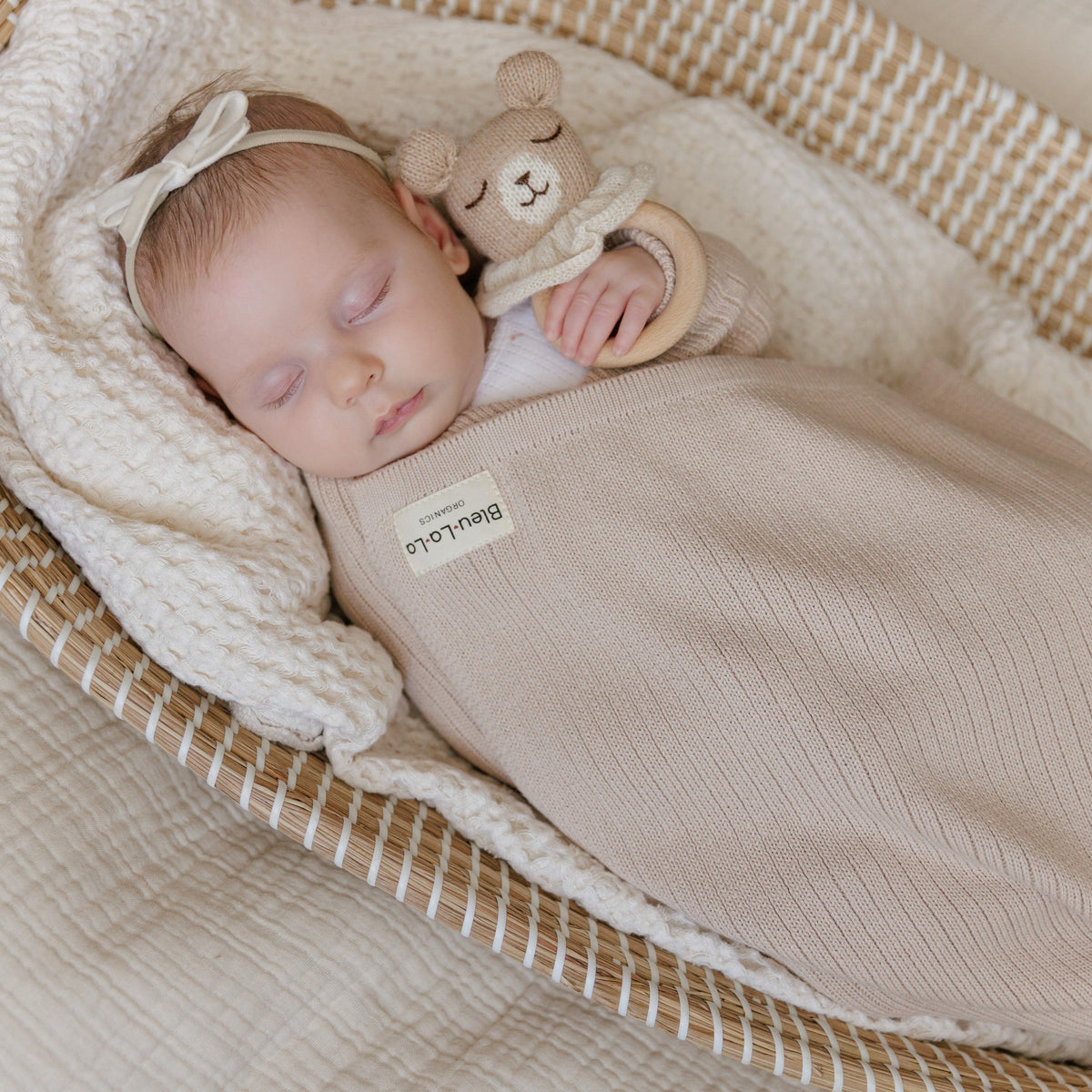 Ribbed Organic Cotton Knit Baby Blanket