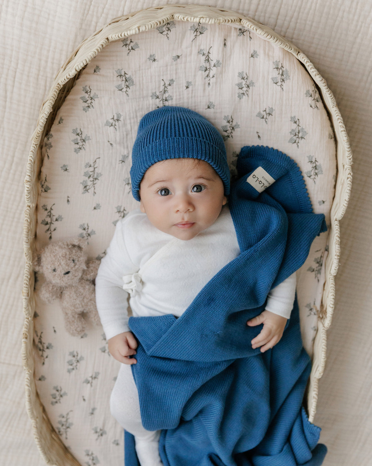 Luxe Organic Cotton Baby Blanket & Hat Gift Set