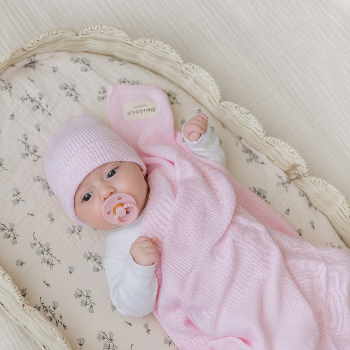 Luxe Organic Cotton Baby Blanket & Hat Gift Set