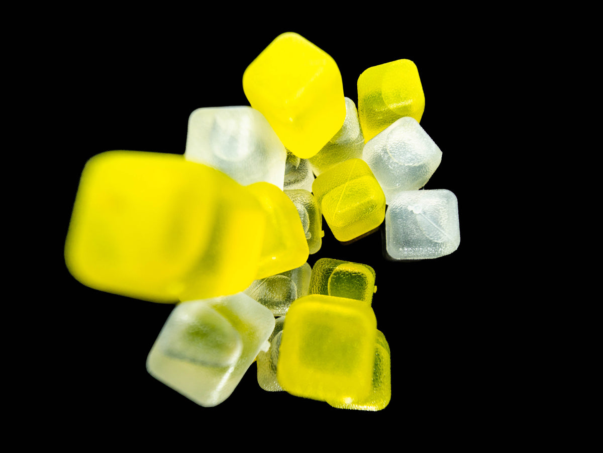 Reusable Ice Cubes Yellow & Clear