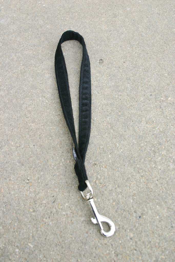 Hemp Dog Short Leash Black Corduroy 14" City Leash