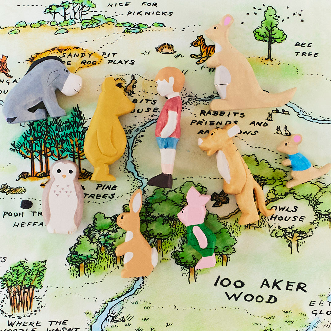 100 Aker Woods & Complete Wooden Friends Set