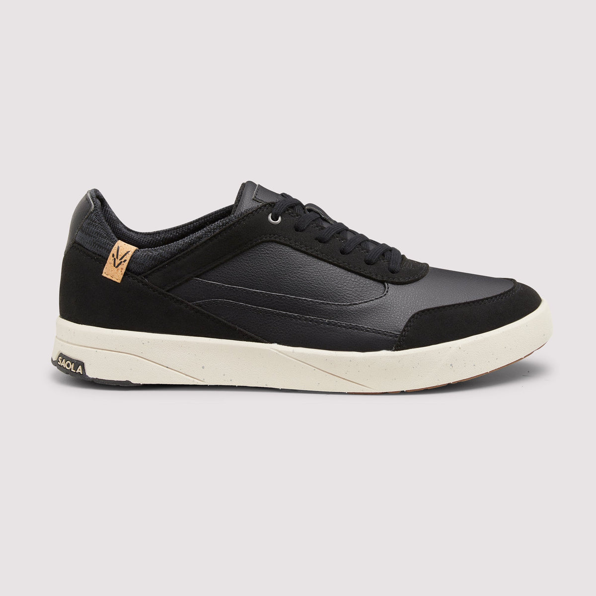 Quito M Black