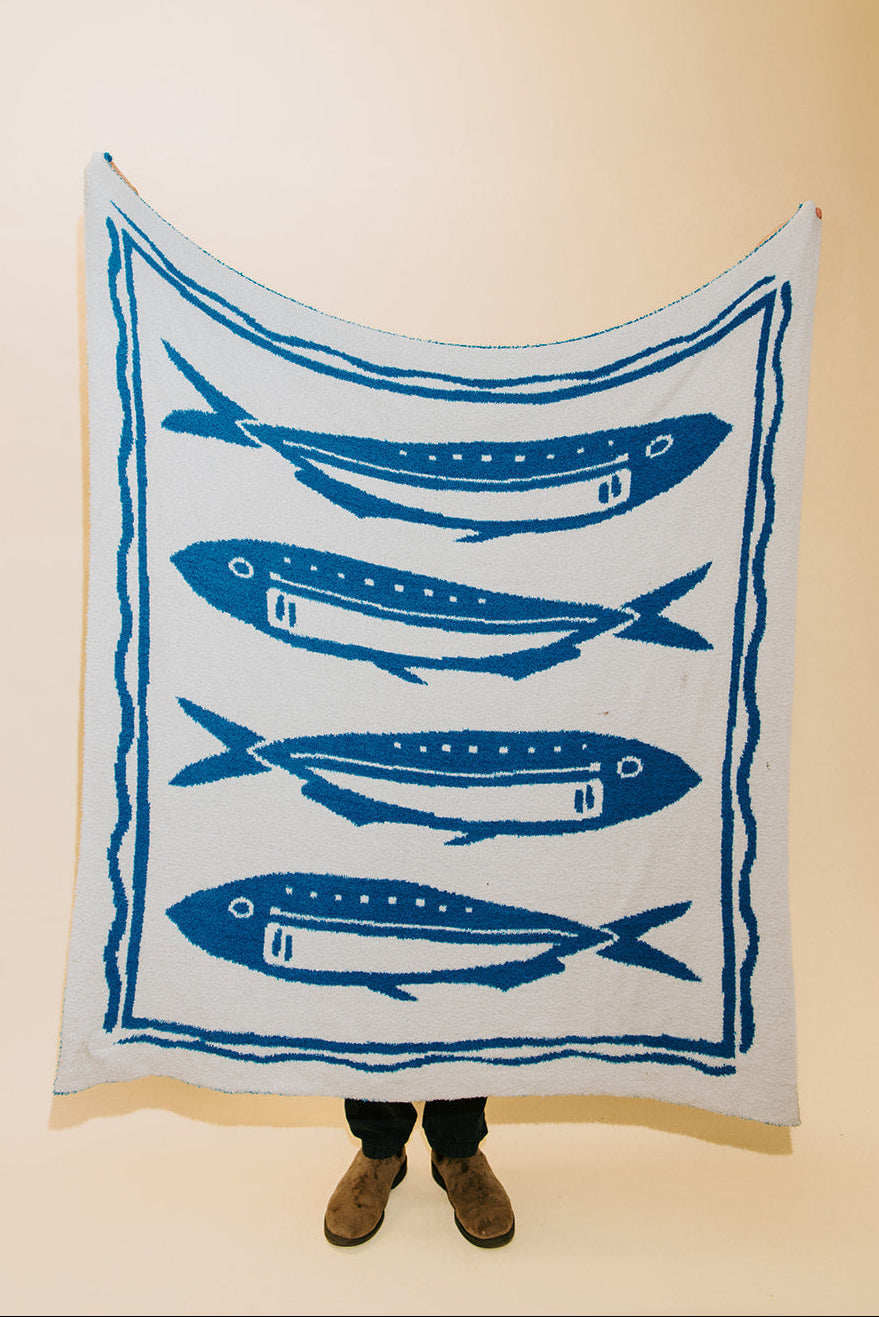 Pacific Row Plush Throw - Swell Blue