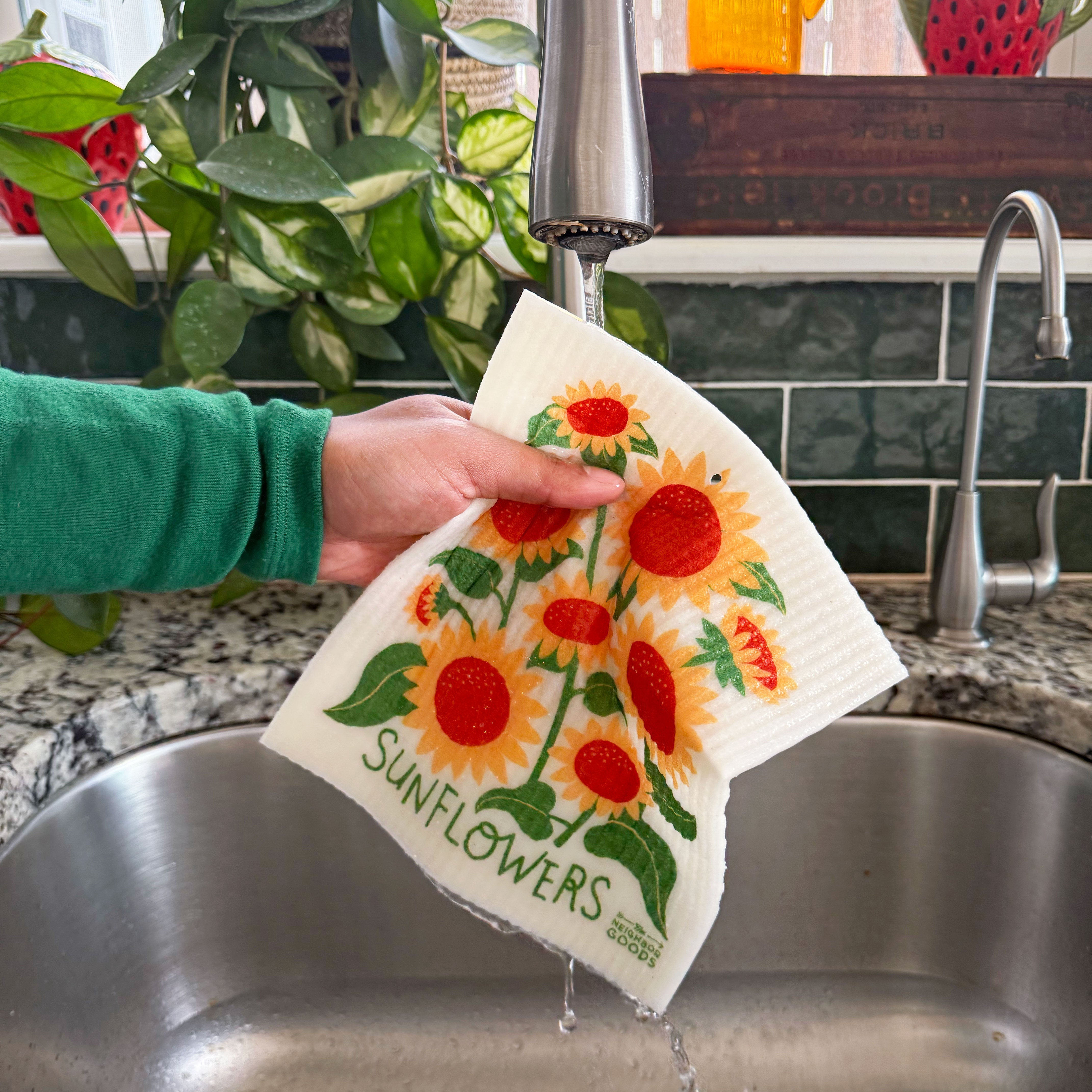 The Neighborgoods  Pollinator Garden - Sponge Cloth Set Of 3