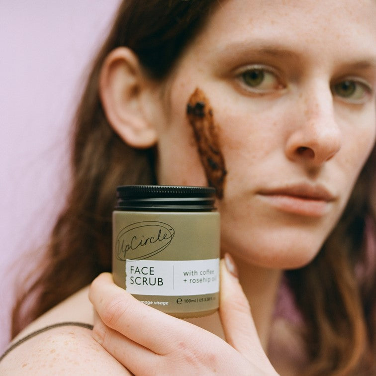 Natural Face Scrub – Citrus Blend for Dry Skin