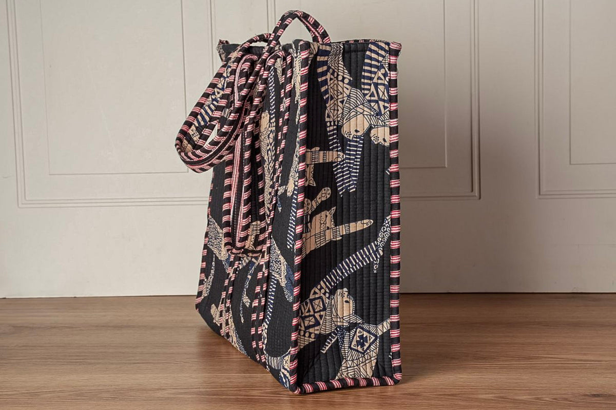 Quilted Cat-Print Canvas Tote Bag