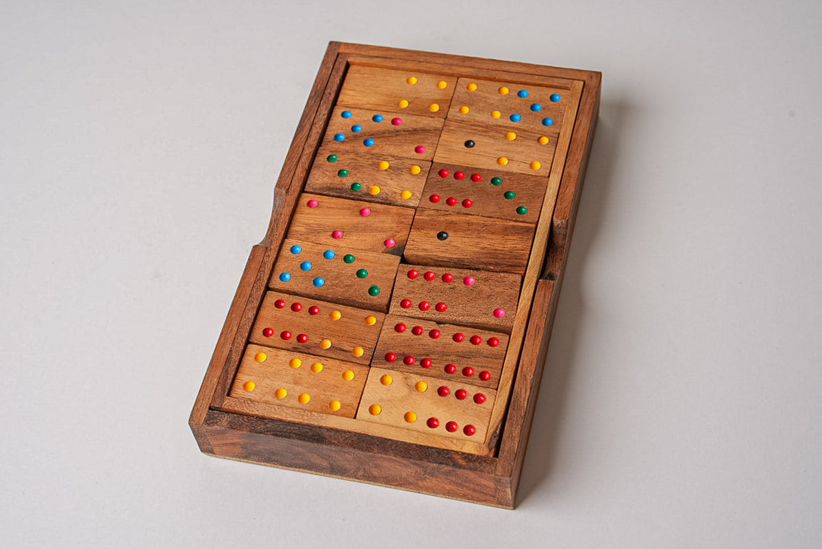 Dominoes - Mangowood Game Set