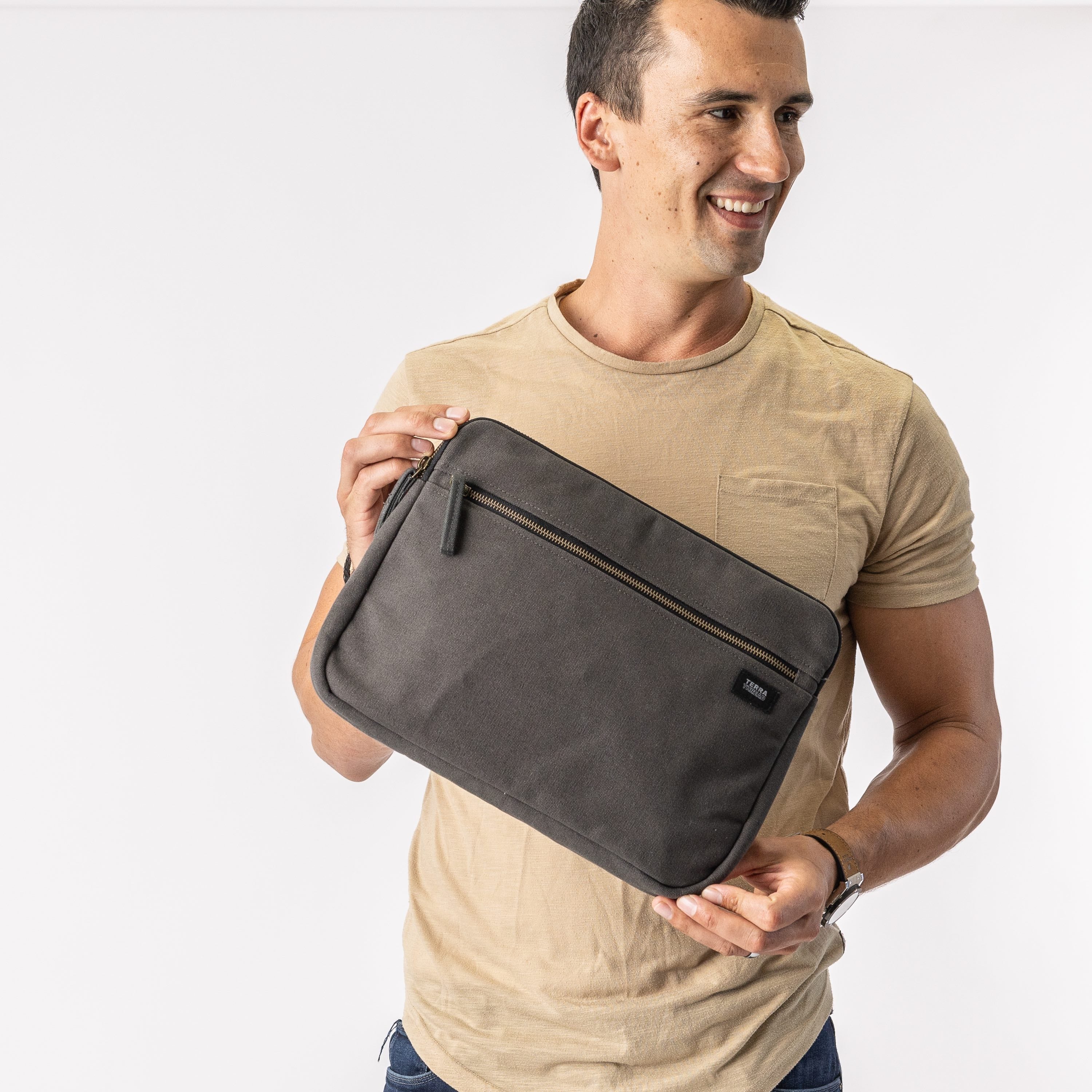 Erdig Laptop Sleeve 13 and 14 inches