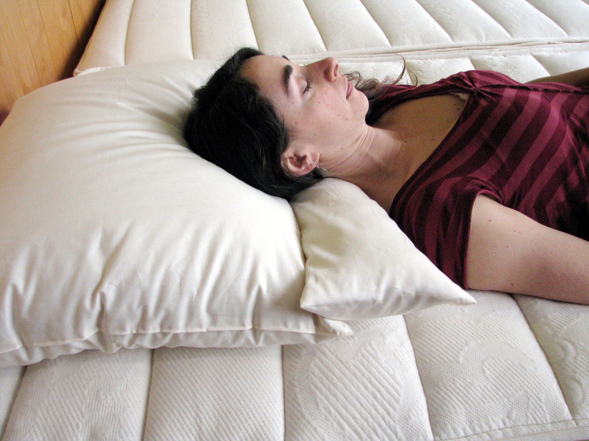 Natural Wool Neck Roll