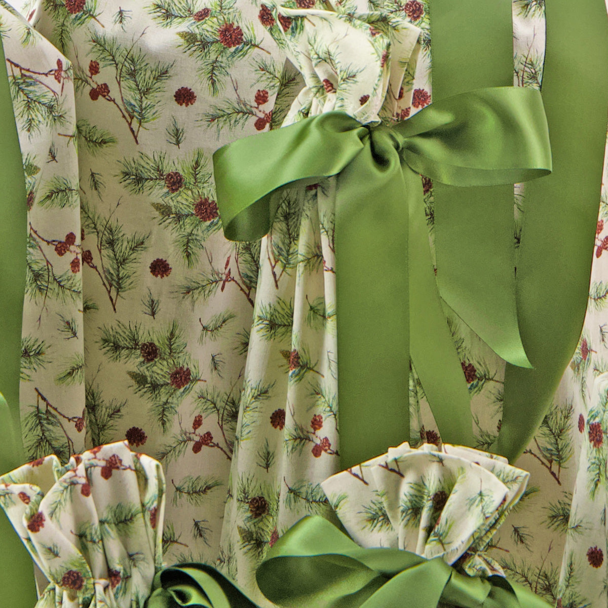 Nadarrach Giuthas Na Nollaige Reusable Gift Bag Set