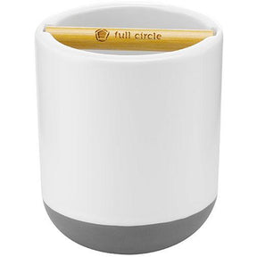 Keep it Clean Toothbrush Holder