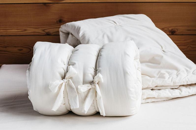 Seasonal Wool Comforter