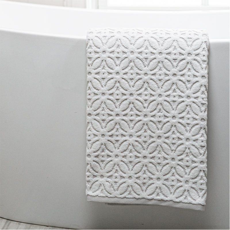 Prague Organic Cotton Jacquard Bath Towels