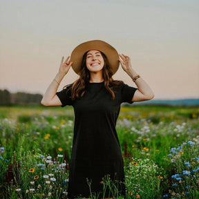 Black T-Shirt Dress - M