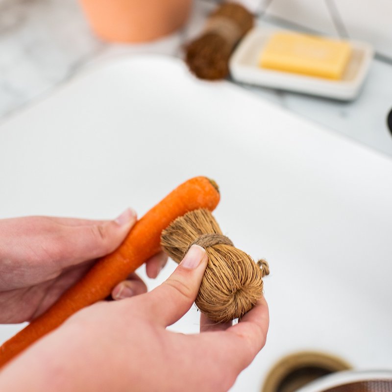 Coconut and Jute Fiber Veggie Brush