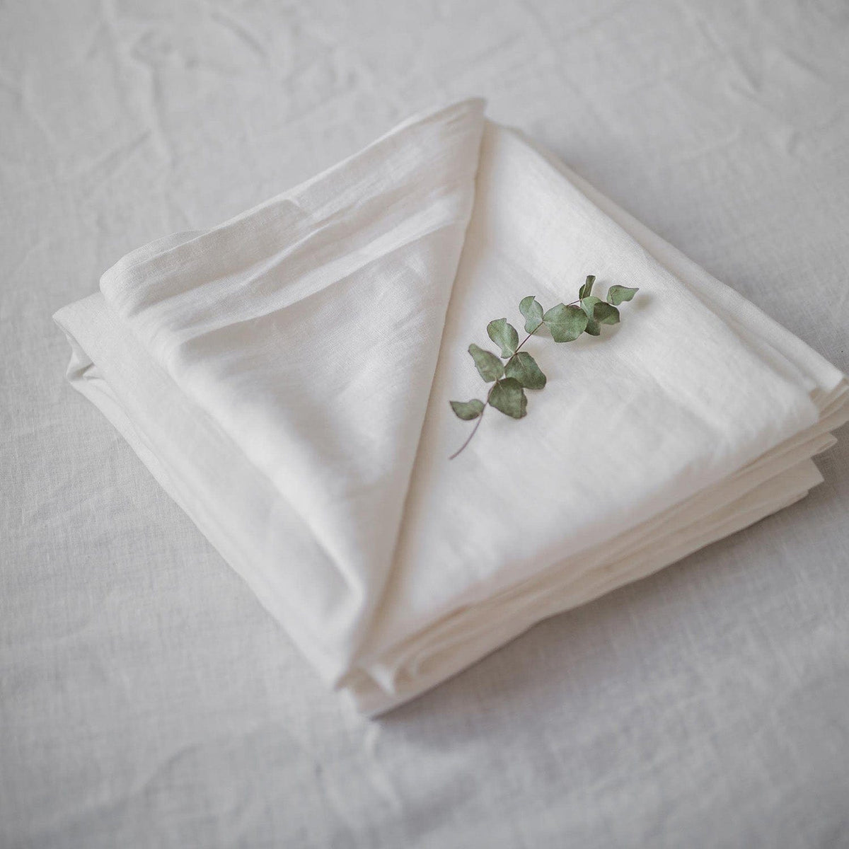 AmourLinen Twin / White Linen Flat Sheet