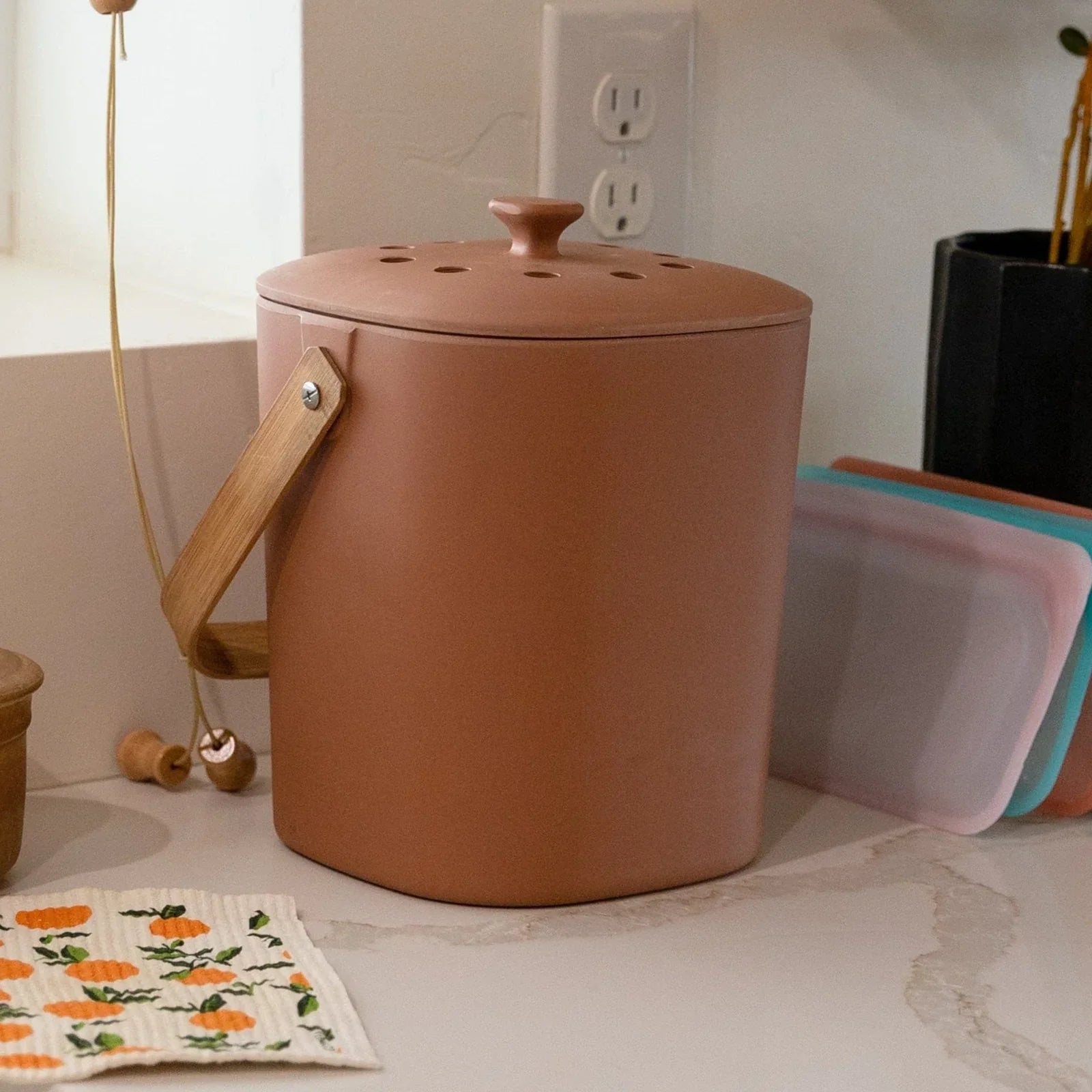 Bamboozle Countertop Compost Bin - Bamboo Fiber Composter - Method ...