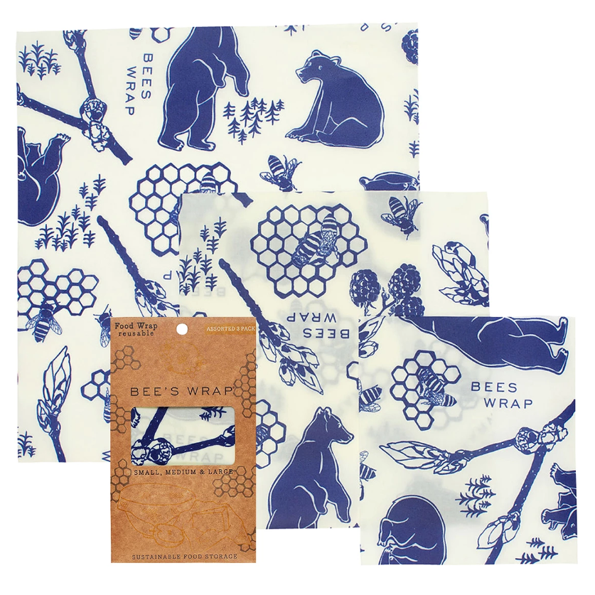 https://earthhero.com/cdn/shop/products/bees-wrap-assorted-beeswax-wraps-bees-and-bears-1_e7fc33ab-eee2-4a9a-9276-4f438ea8c035_837x.png?v=1698085405