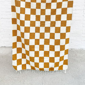 Sundream Coffee Gold Checkered Throw / 83 x 52 inches Recycled Beach Throws